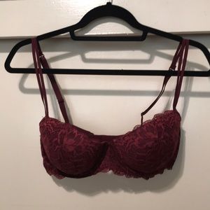 Victoria’s Secret Pink Burgundy push-up Bra 36D